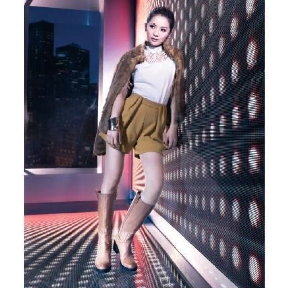 Joy&Peace Boots - Picture 1 of 8